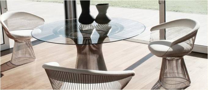 Модерни дизайнерски столове: решения за различни интериори