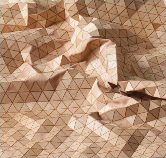 Дървен килим, изработен от триъгълници